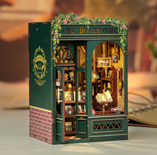 Mini Owl Bookstore – DIY Book Nook Kit